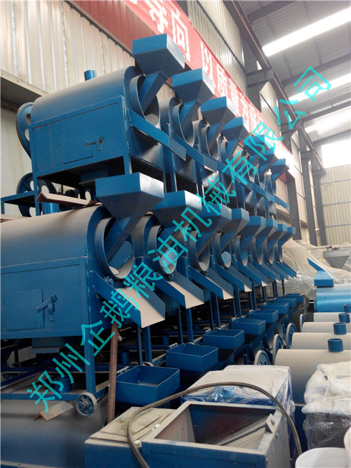 企鹅榨油机厂家新的一批炒籽锅新鲜出炉(图2) 企鹅榨油机厂家新的一批炒籽锅新鲜出炉(图2)