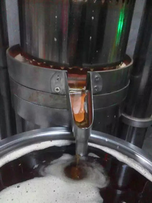  菜籽油榨油机是怎么压榨菜籽油(图1)